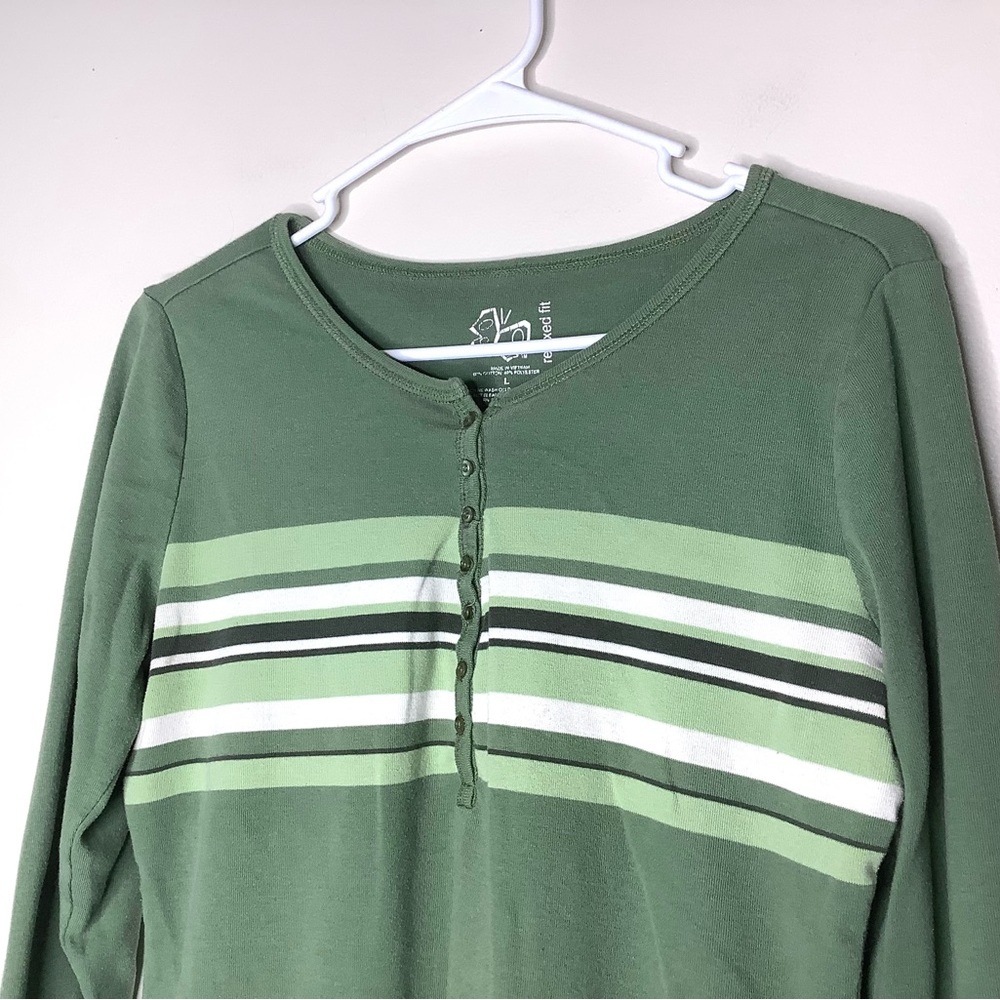 < Y2K Green Striped Henley Long Sleeve Shirt > - Picture 3 of 5